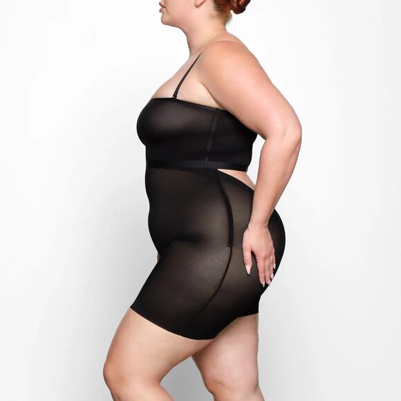 SKIMS Sheer Sculpt Low Back Short Onyx Shaping Smoothing Mid Thigh Small NEW - Picture 3 of 8